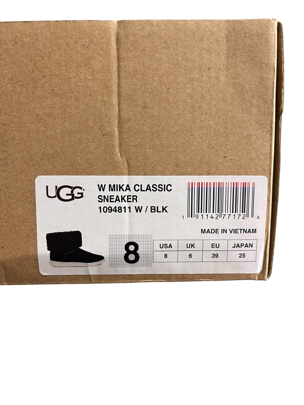 UGG Mika Classic Sneaker Boot Black Shearling Fold Over Womens Size 8 W/ Box - Picture 15 of 15